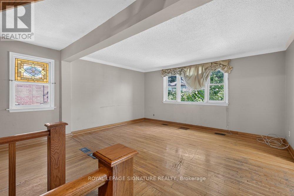10 ROSSFORD ROAD - 35