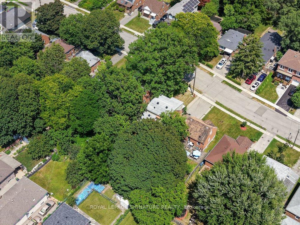 10 ROSSFORD ROAD - 48