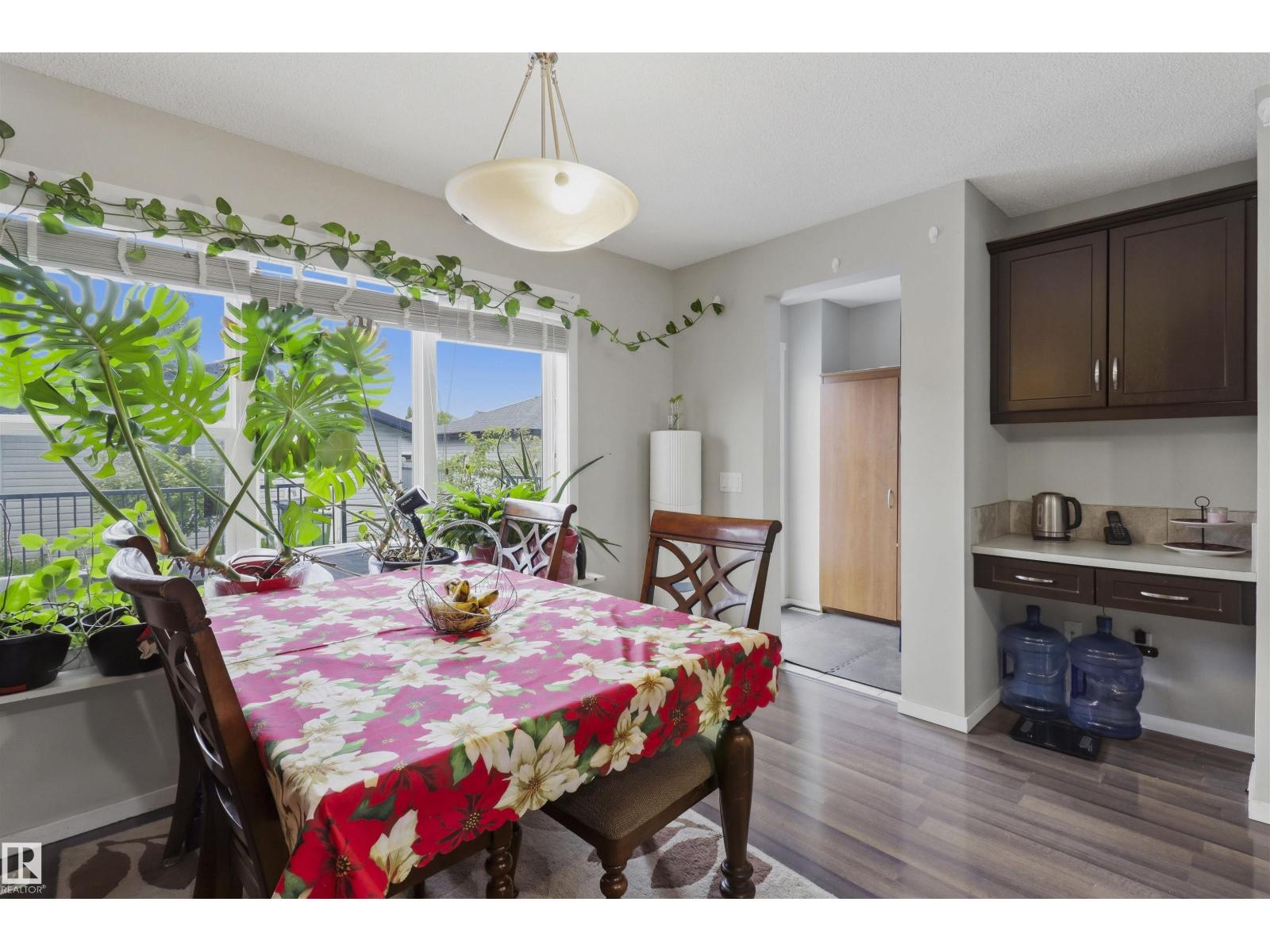 1528 35 AV NW NW - 11