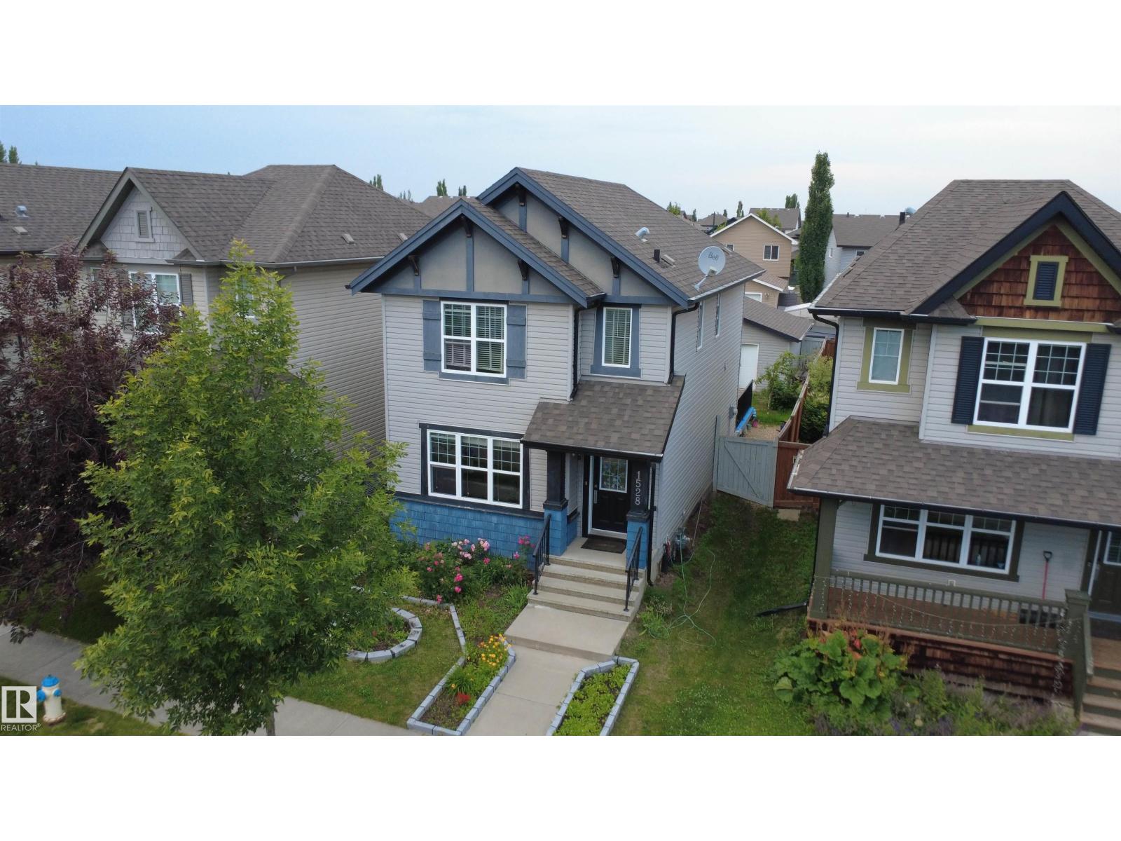 1528 35 AV NW NW - 2