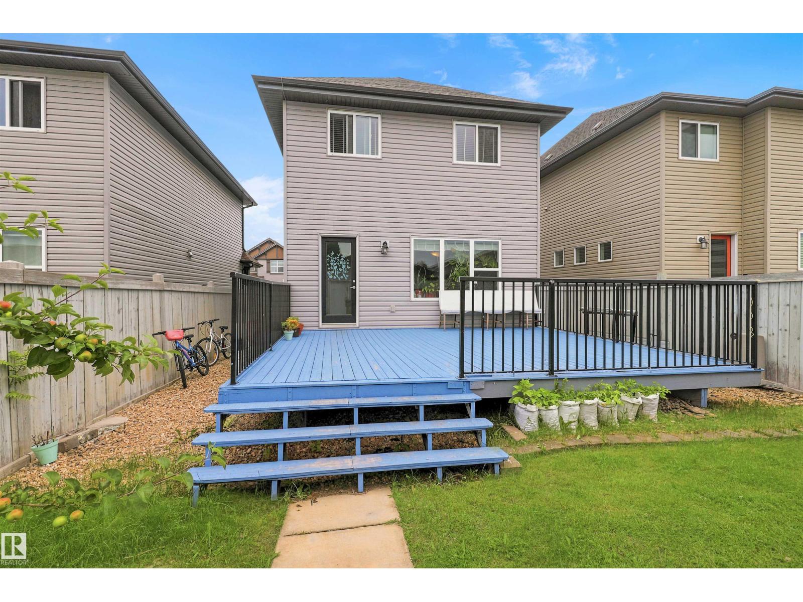 1528 35 AV NW NW - 31