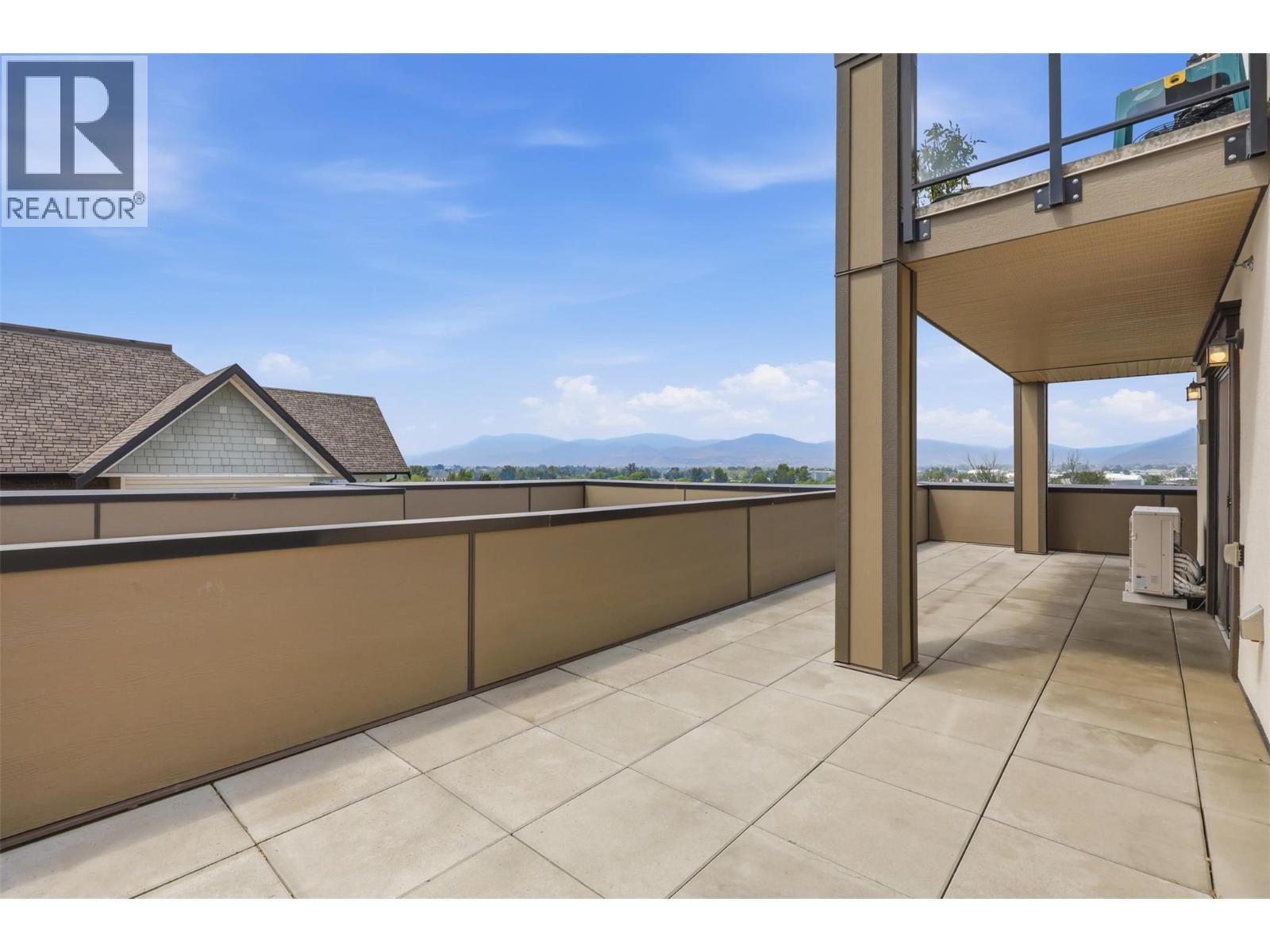 #401 568 LORNE Street - 24