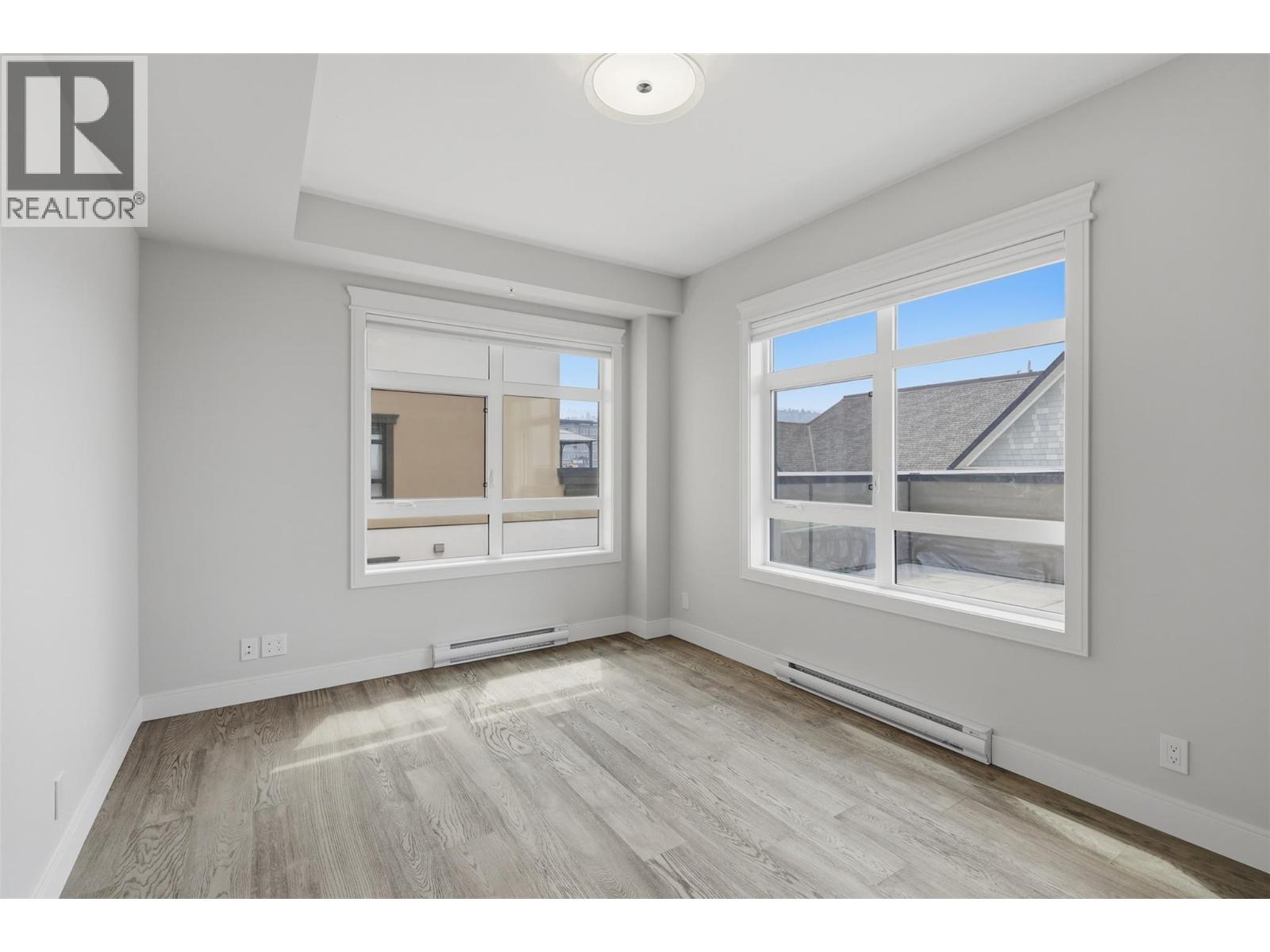 #401 568 LORNE Street - 20
