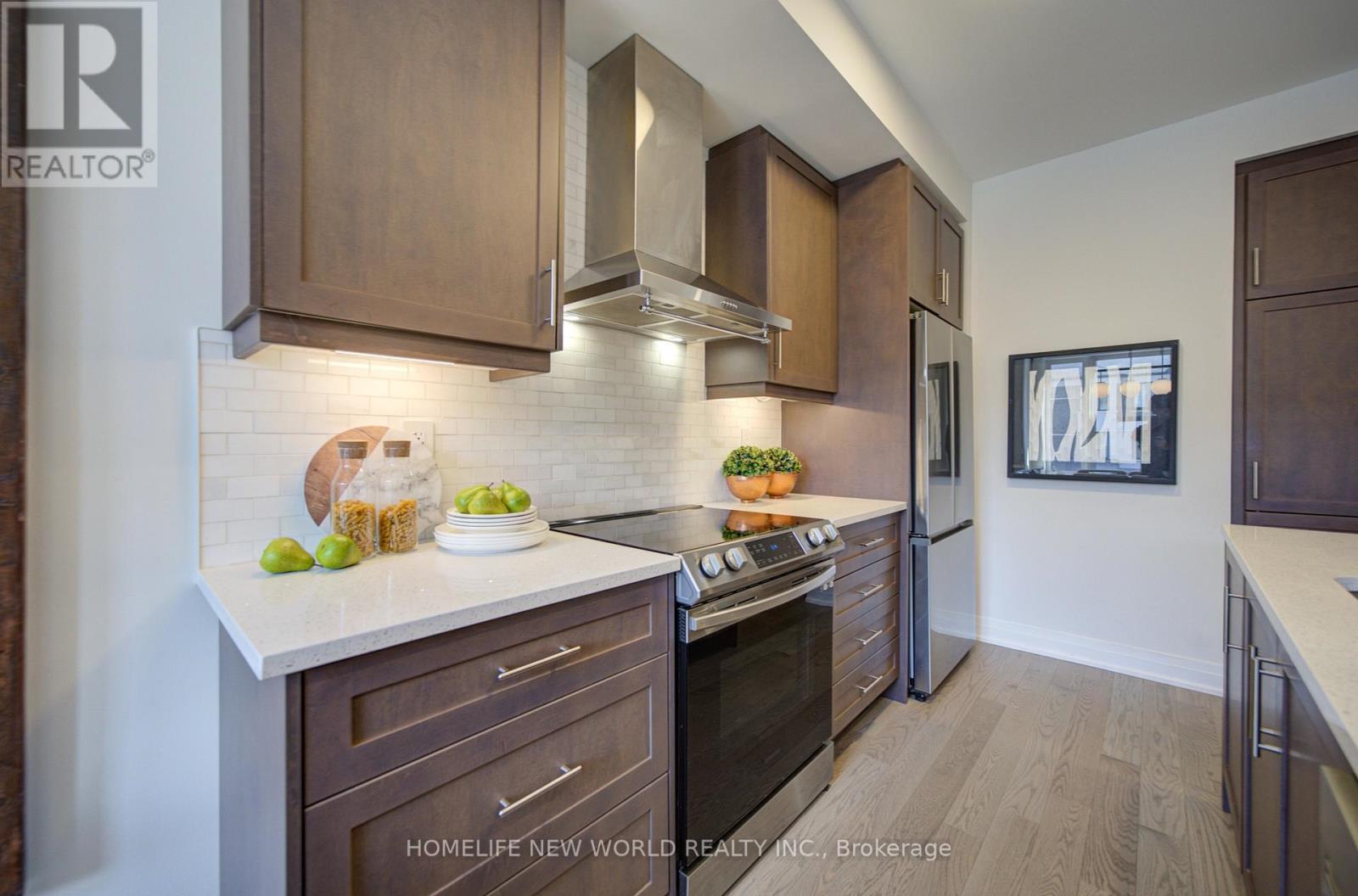 216 VERMONT AVENUE - 22