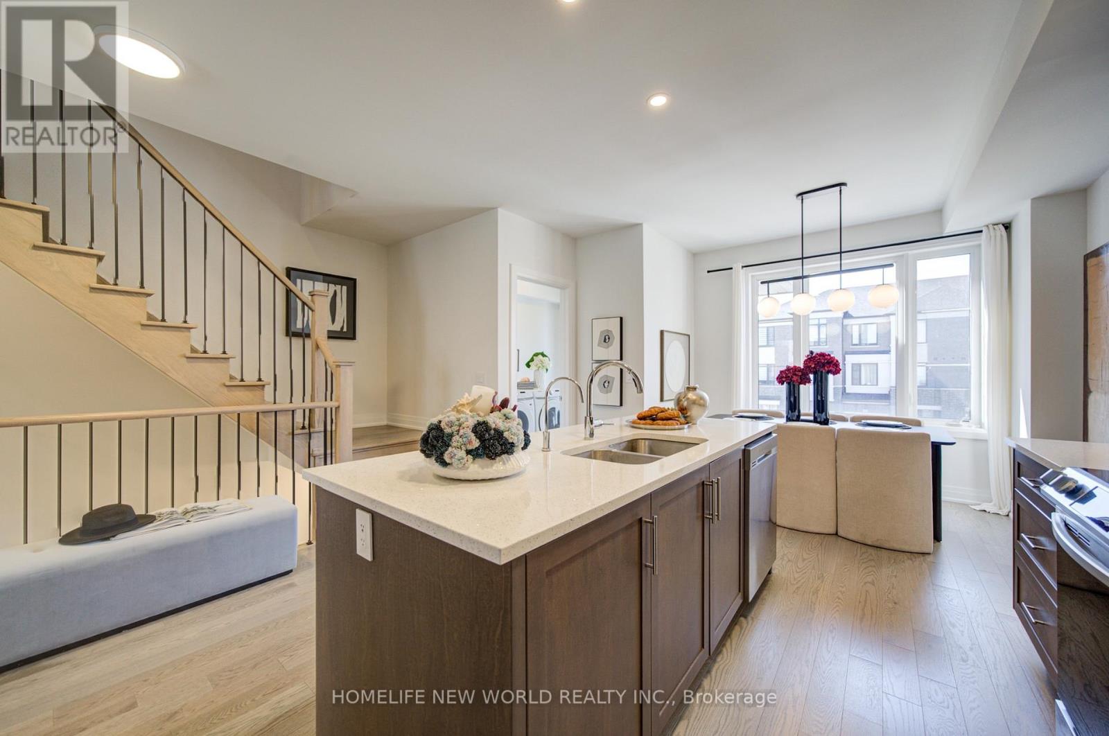 216 VERMONT AVENUE - 23