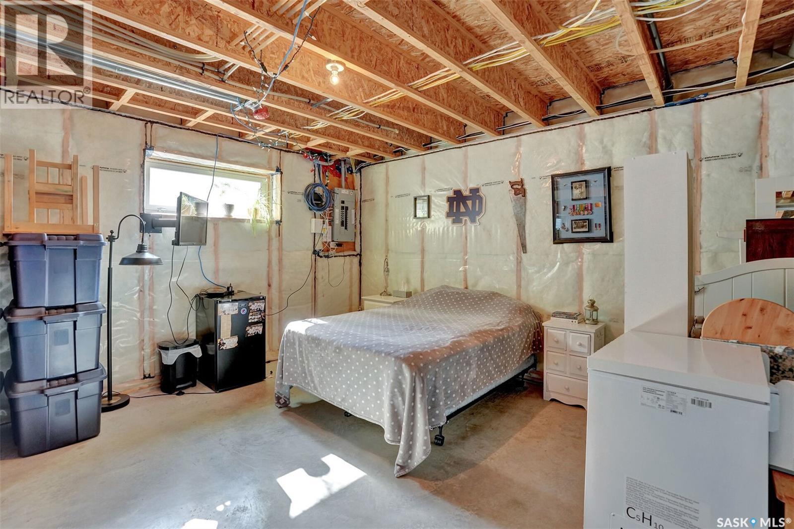 7945 Flax AVENUE - Image 28