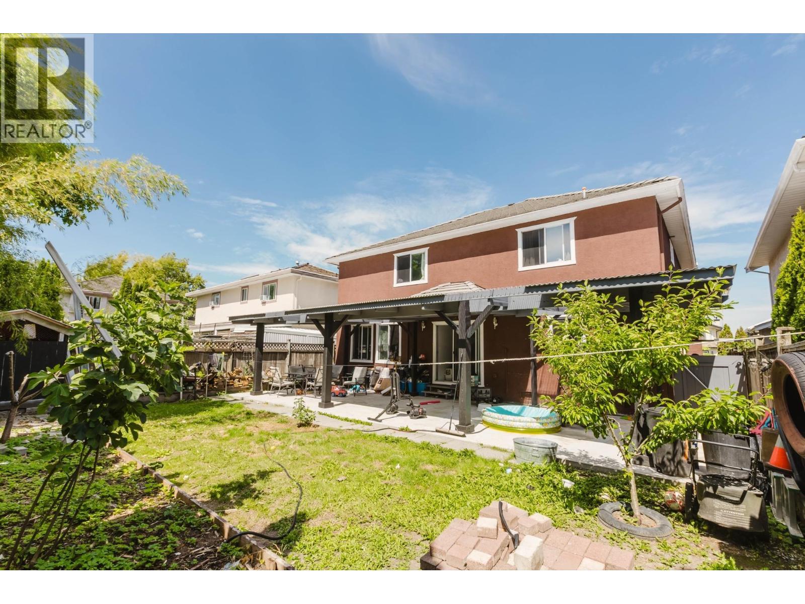 7 Bed, 4 Bath House for Sale in New Westminster – 1226 SALTER STREET, New Westminster – MLS# R3147937 - Image 13