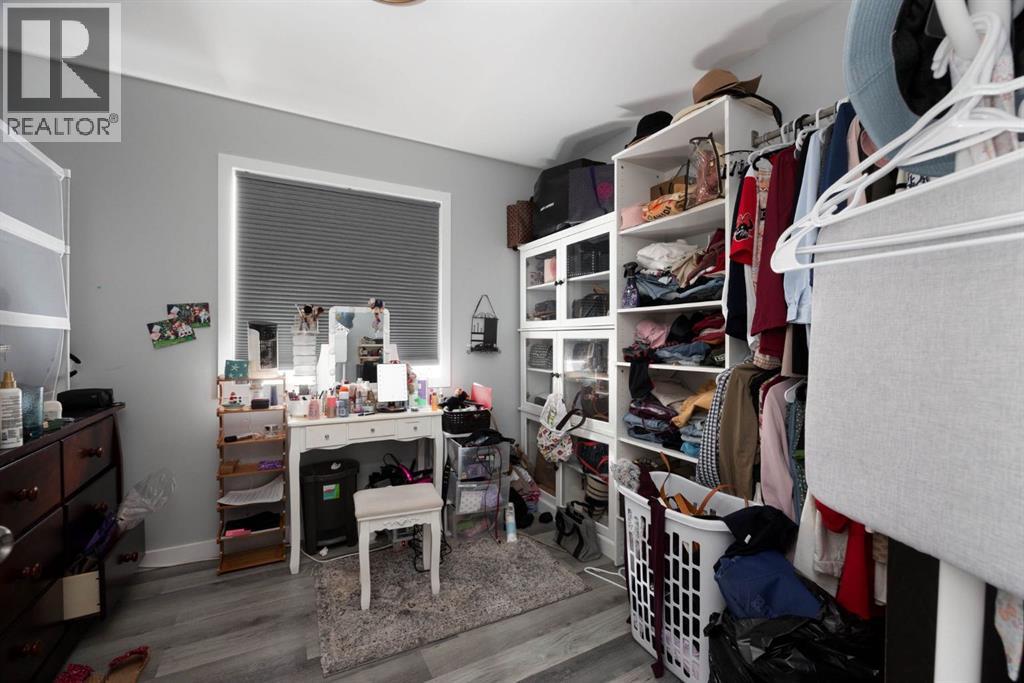 5, 100 Paish Place - 12