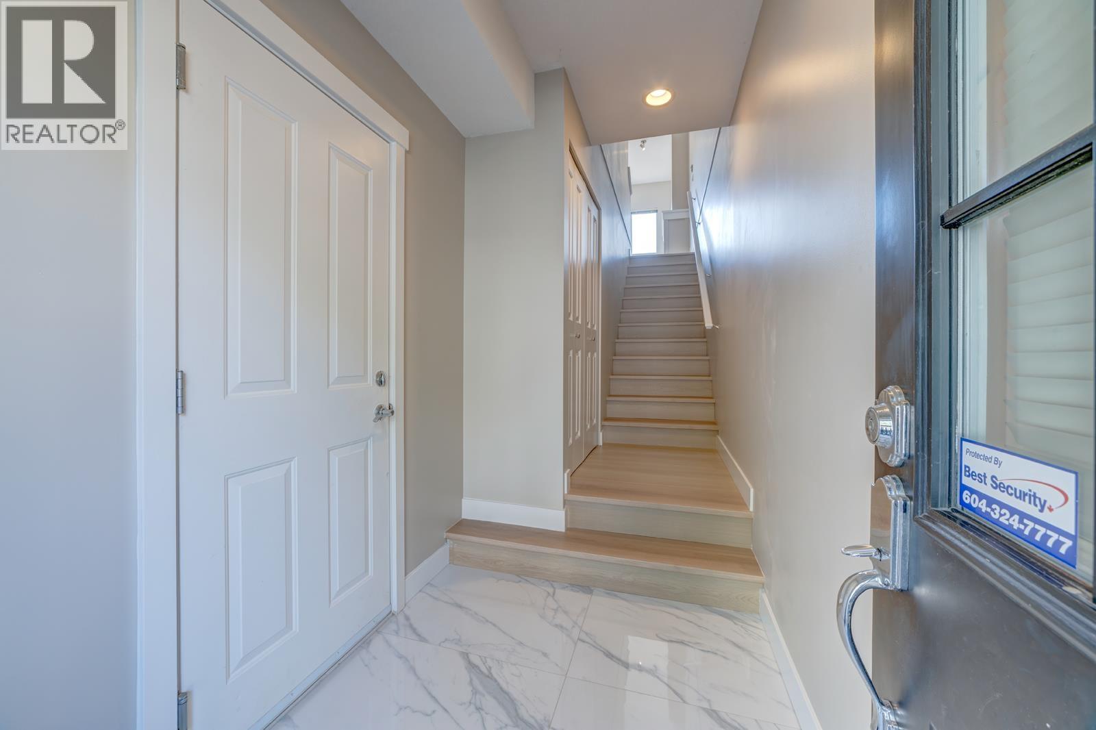 3 Bed, 3 Bath Apartment for Sale in Coquitlam – 187 3105 DAYANEE SPRINGS BOULEVARD, Coquitlam – MLS# R3148139 - Image 2
