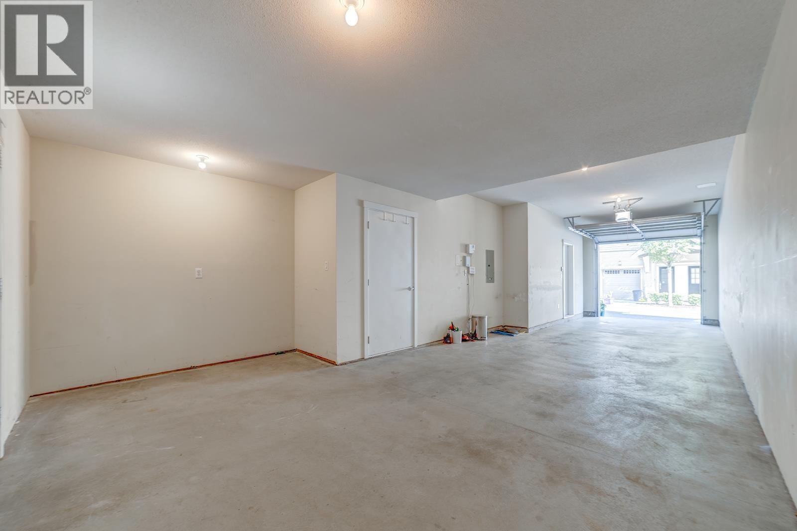 3 Bed, 3 Bath Apartment for Sale in Coquitlam – 187 3105 DAYANEE SPRINGS BOULEVARD, Coquitlam – MLS# R3148139 - Image 18