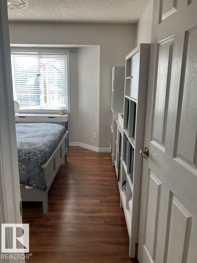 8029 17A AV NW - 25