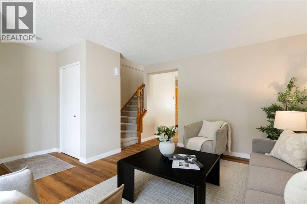 82 Coventry Lane NE - 10