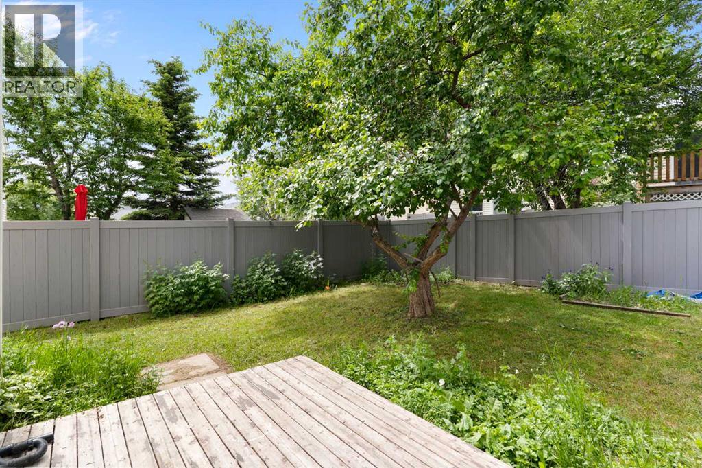 82 Coventry Lane NE - 40