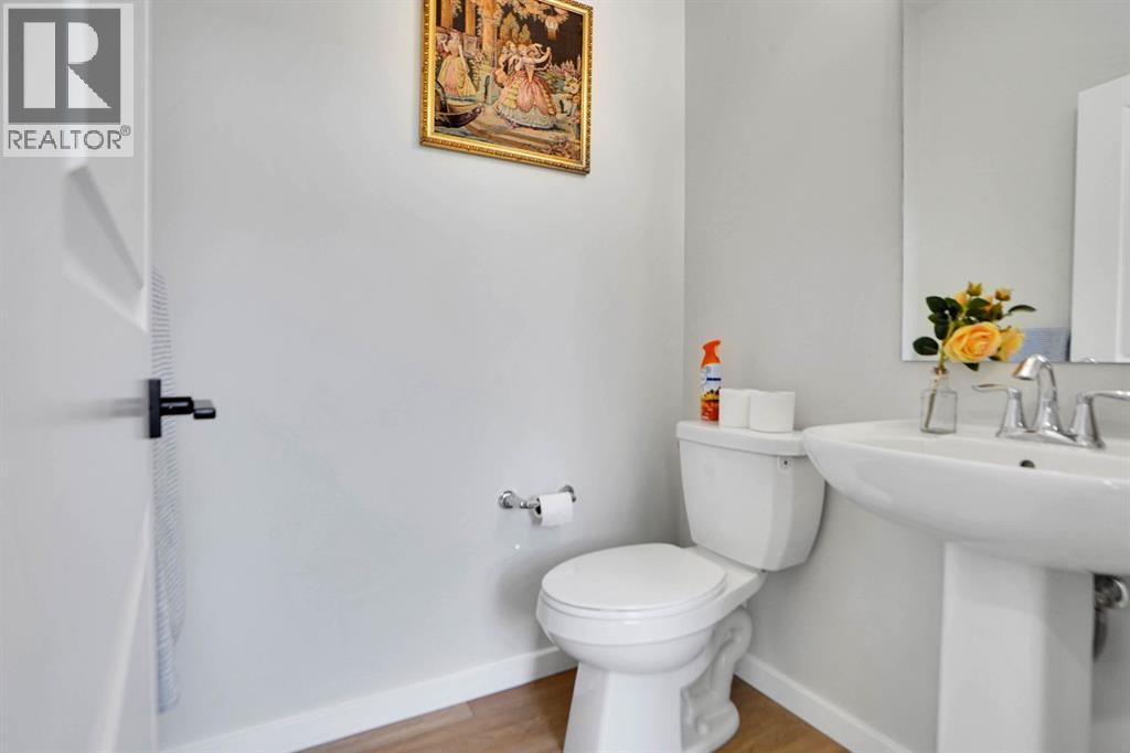 112 Langwell Common SE - 12
