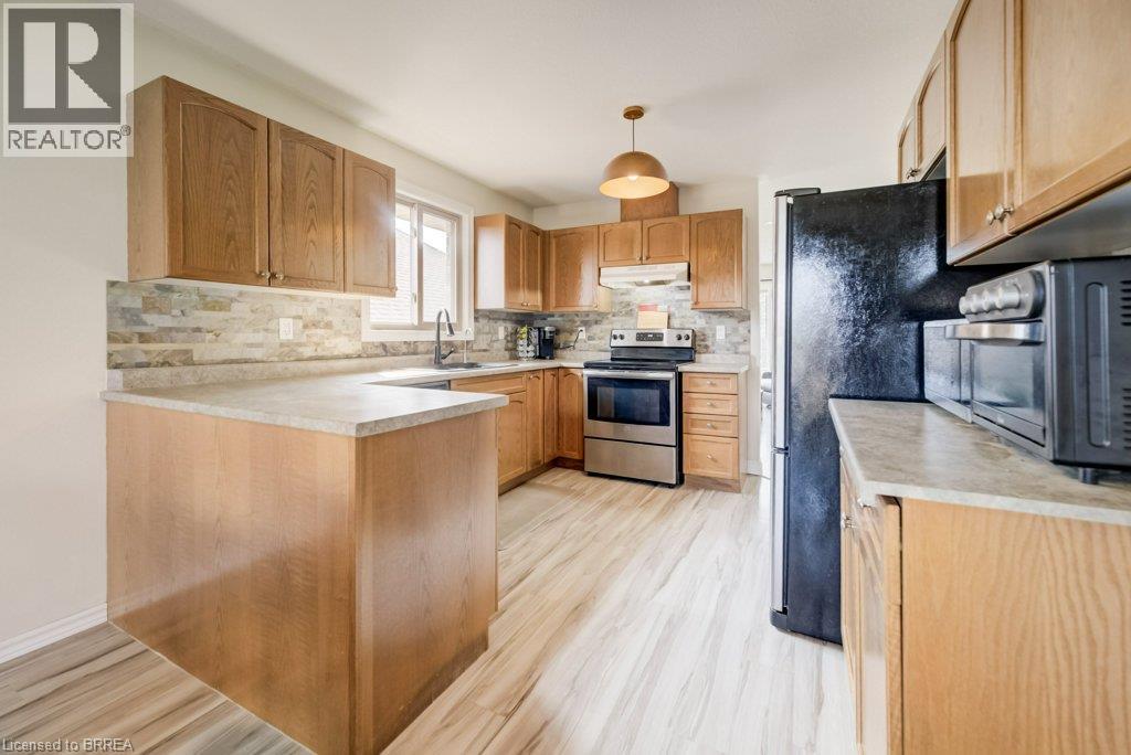 50 DOWDEN Avenue - 10