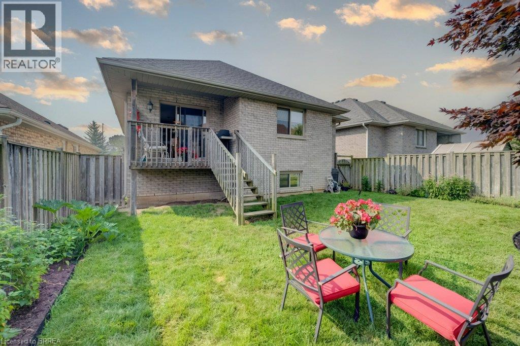 50 DOWDEN Avenue - 33