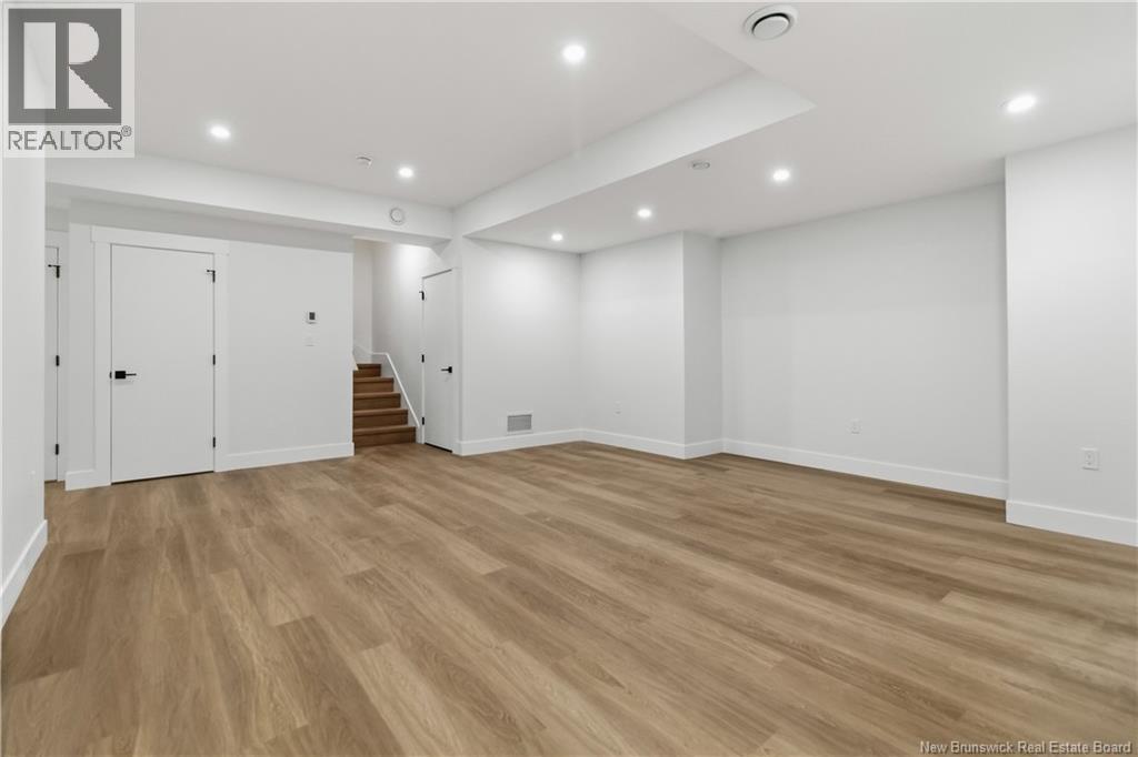 66 Bouchard Street - 32