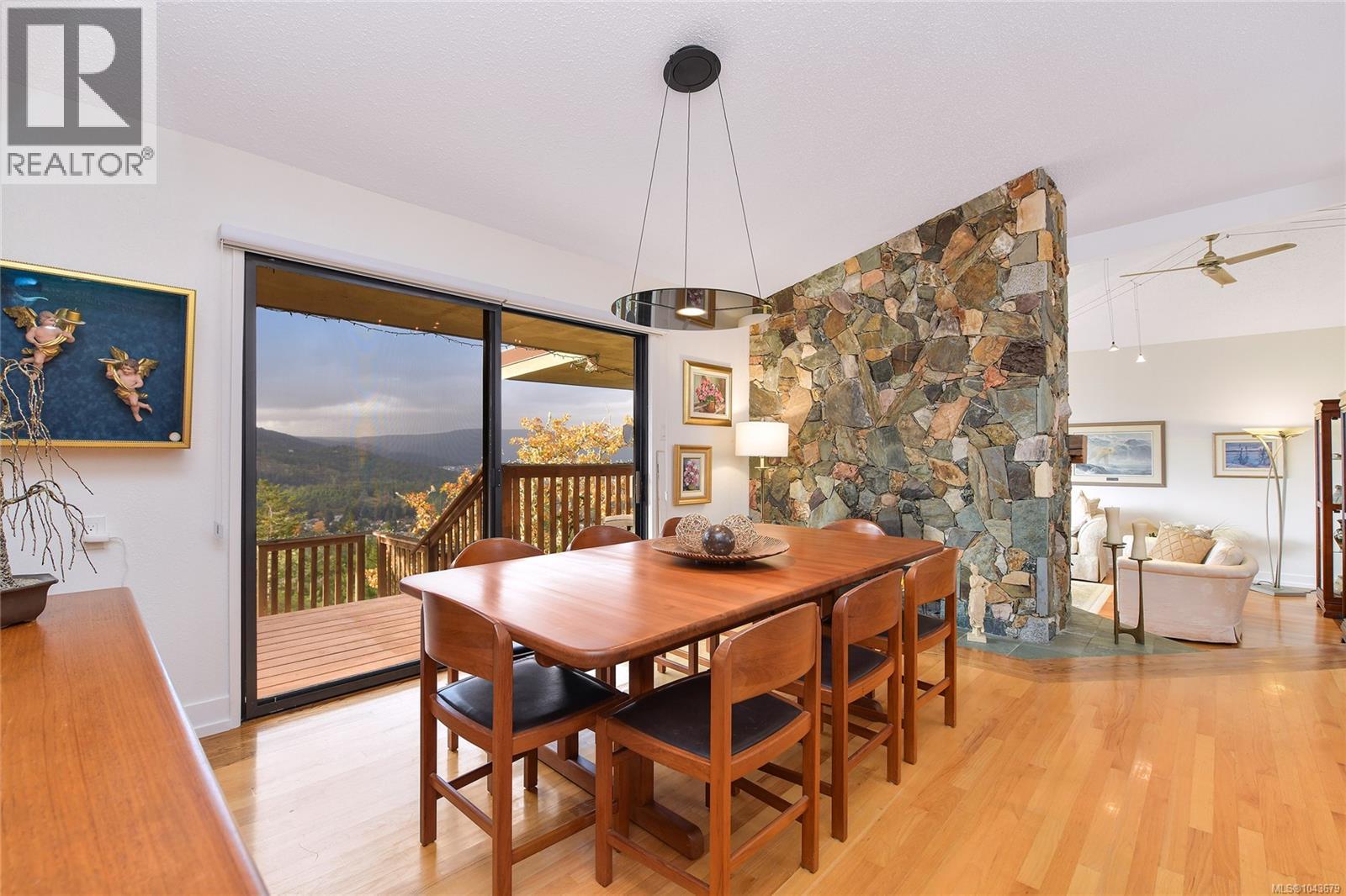 754 Walfred Rd - 14