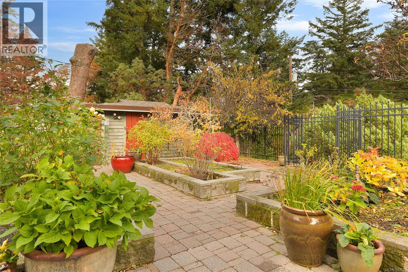 754 Walfred Rd - 46