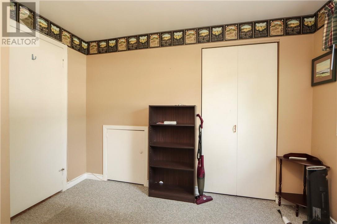 2053 Elderwood Drive - Image 29