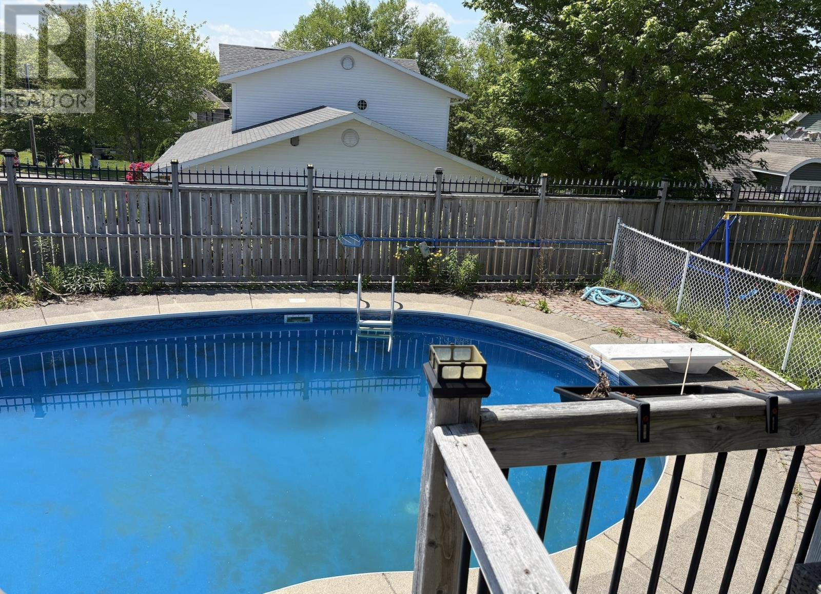54 Englewood Crescent - 14