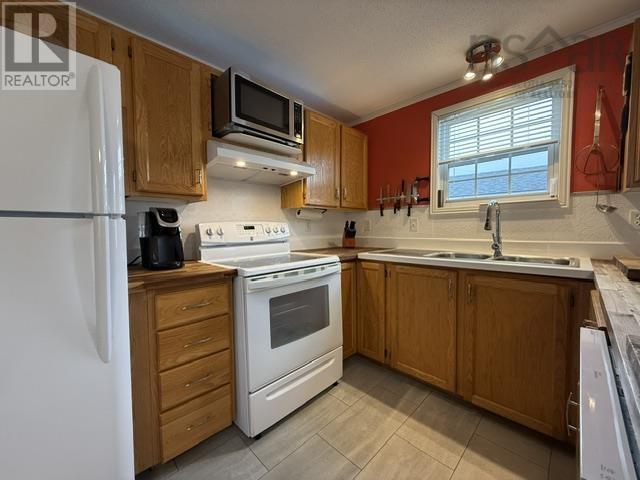41 Heather Street - 10