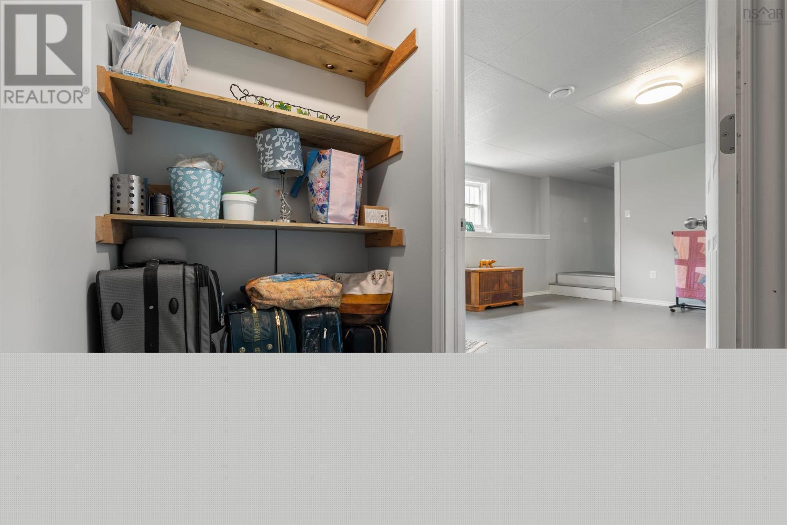 1781 Montreal Road - 43
