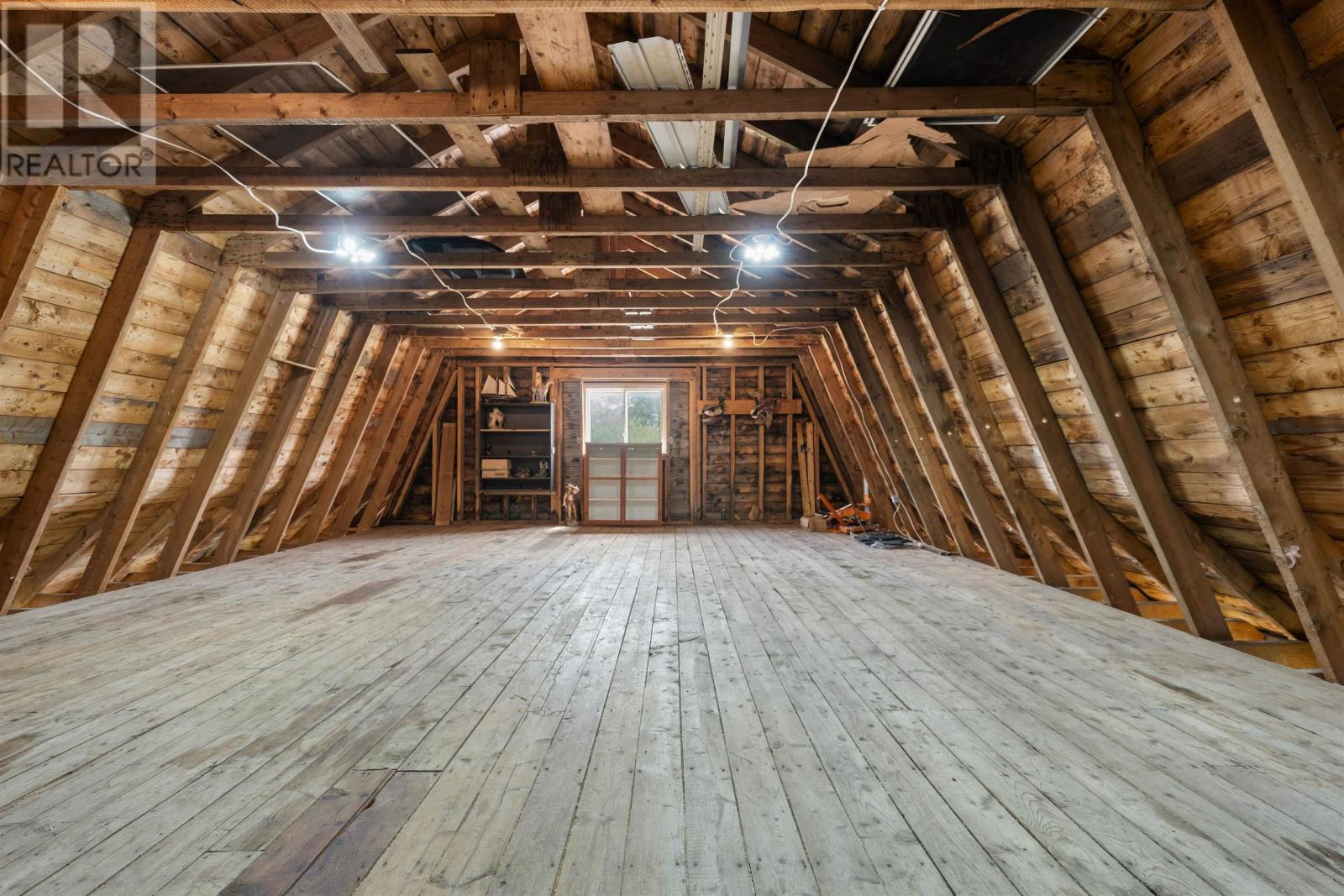 1781 Montreal Road - 9