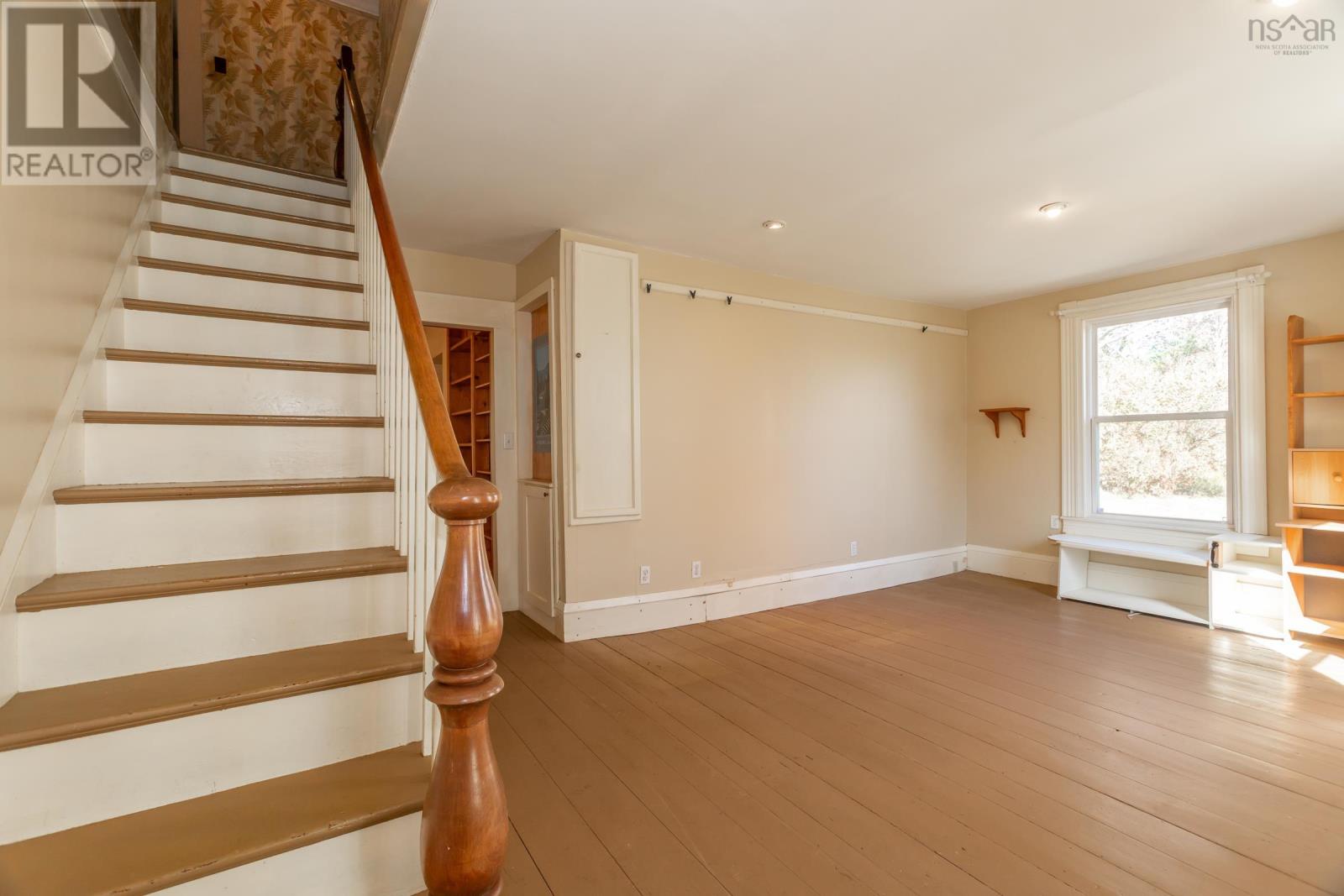 1611 Granville Road - 22