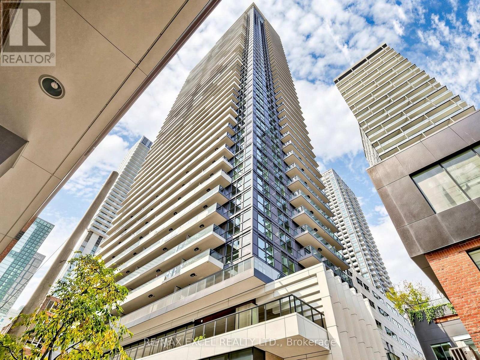 #2909 38 WIDMER STREET - 24