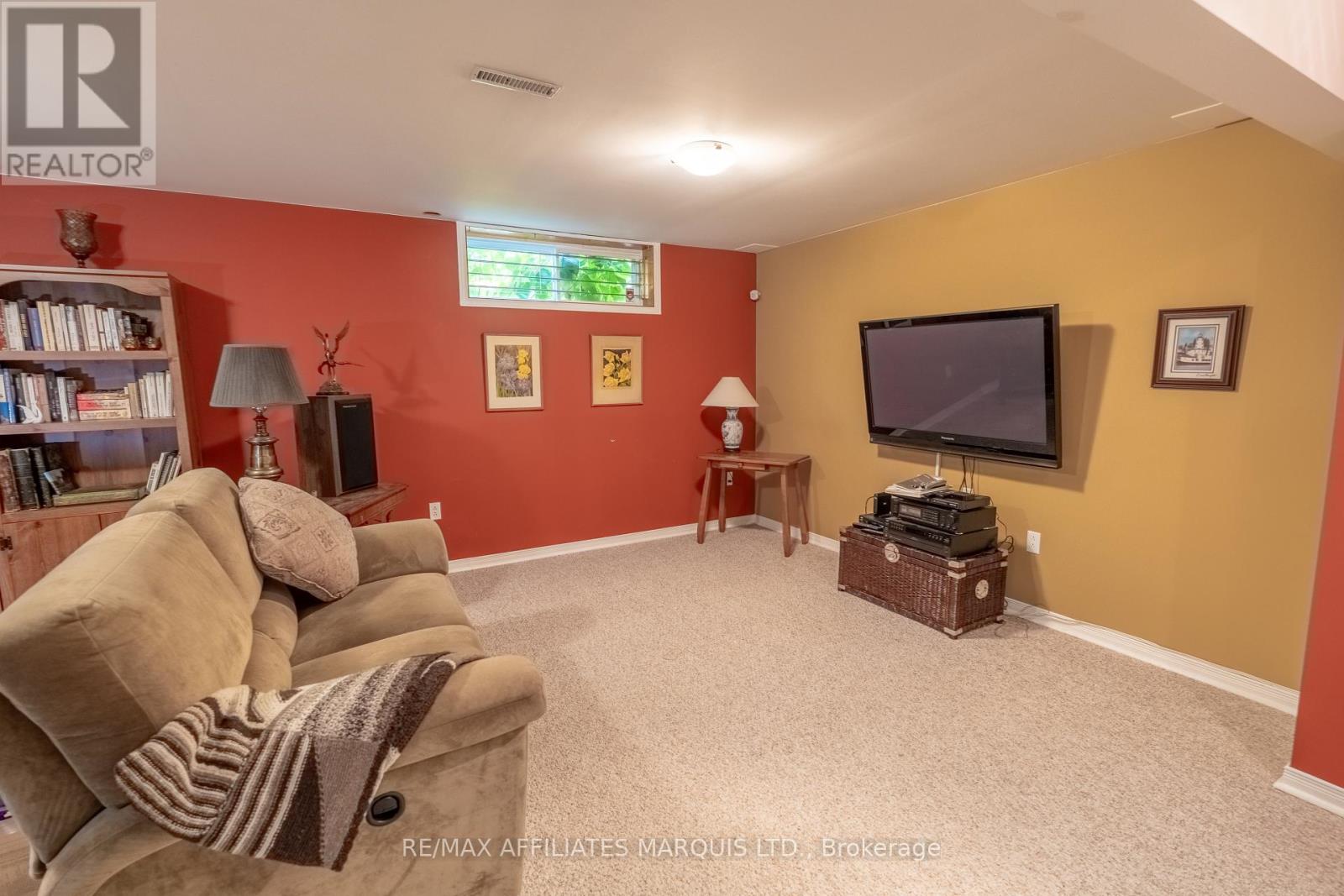 1172 KIRKMAN COURT - 32