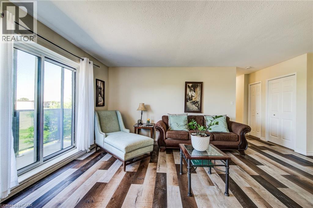#302 283 FAIRWAY Road N - 15