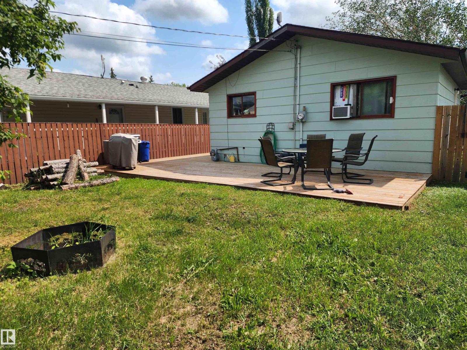 4806 52 AV - Image 29