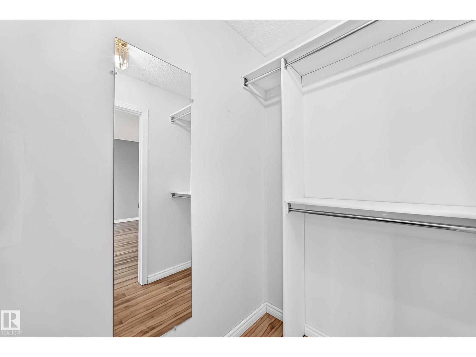 640 WARWICK RD NW - 32