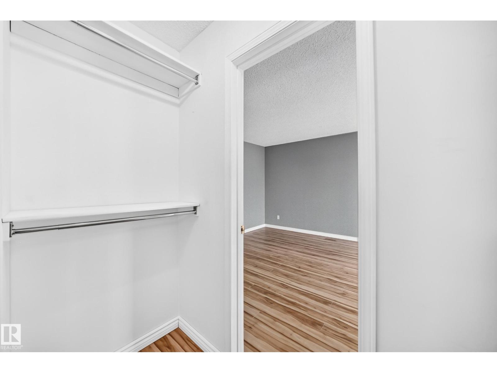 640 WARWICK RD NW - 33