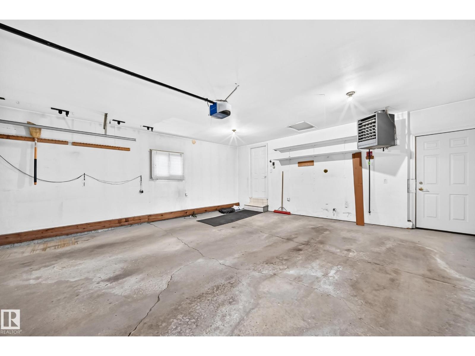 640 WARWICK RD NW - 41