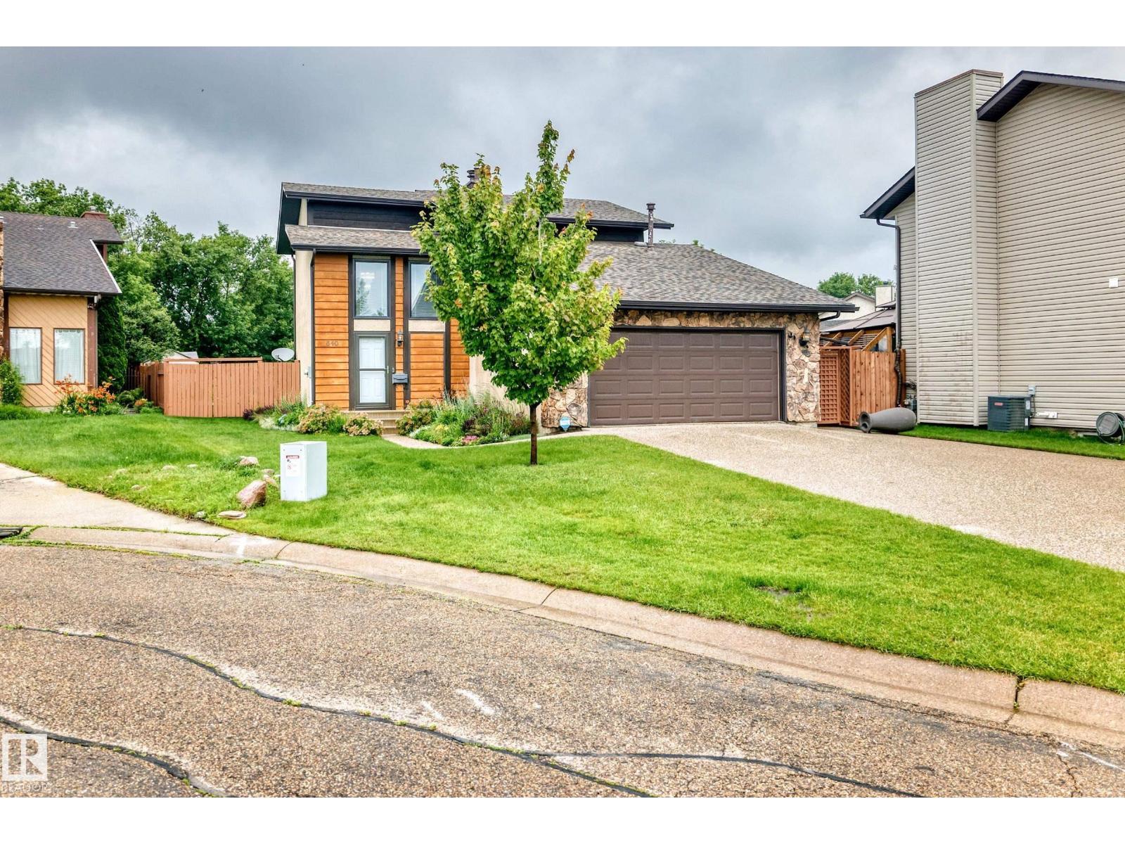 640 WARWICK RD NW - 53