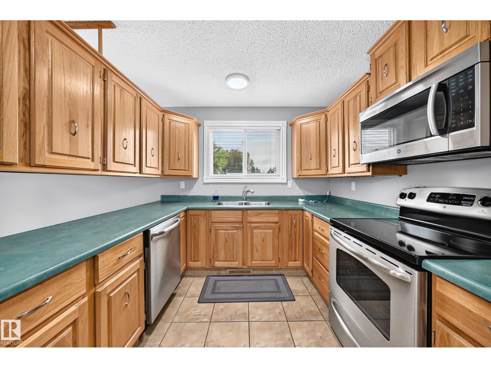 640 WARWICK RD NW - 7