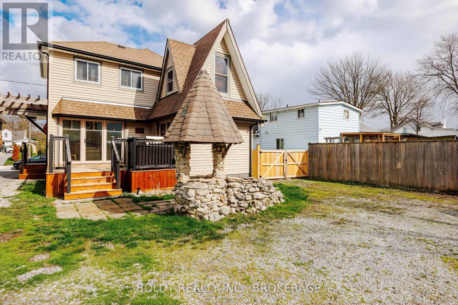 19 PATRICIA AVENUE - 18