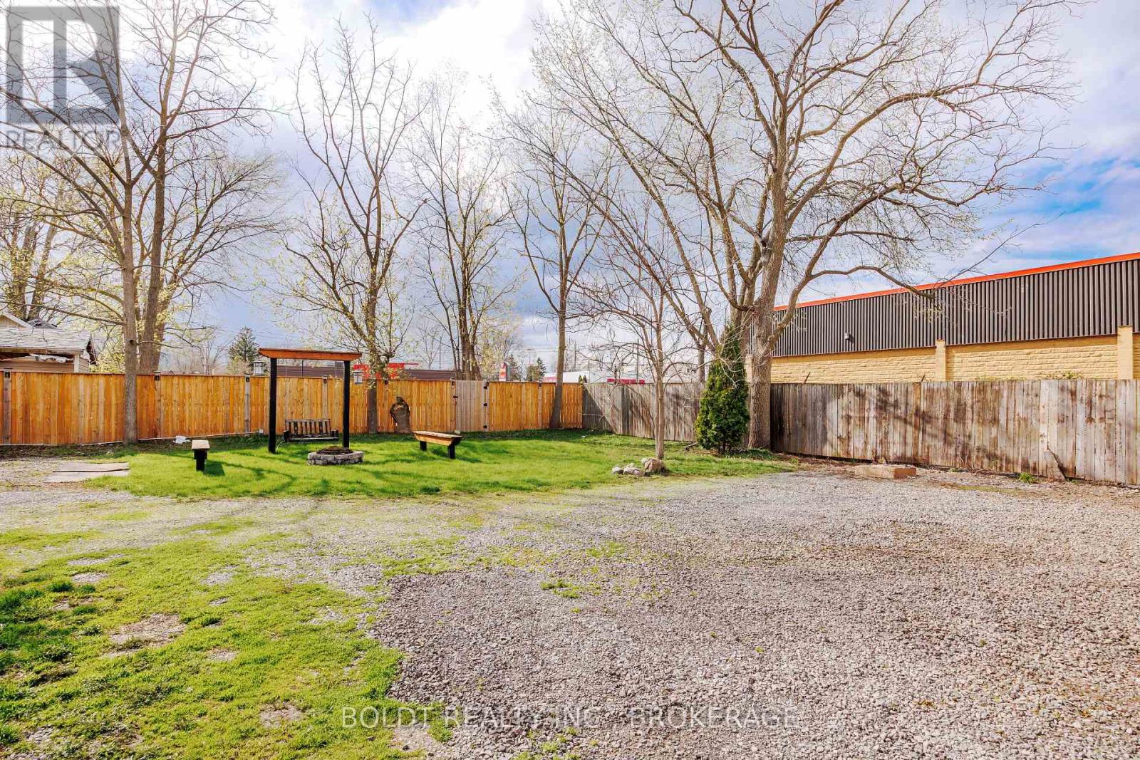 19 PATRICIA AVENUE - 20