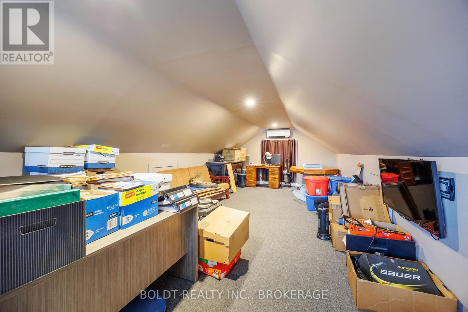 19 PATRICIA AVENUE - 24