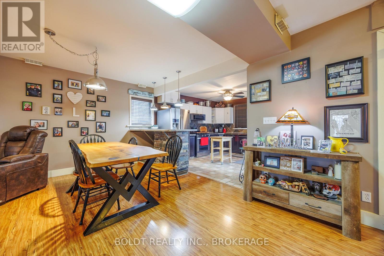 19 PATRICIA AVENUE - 6