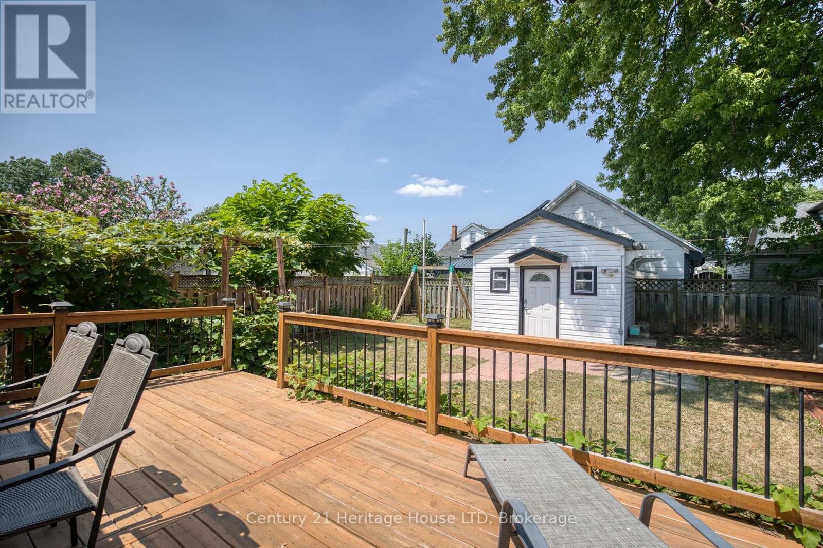 6477 BARKER STREET - 34
