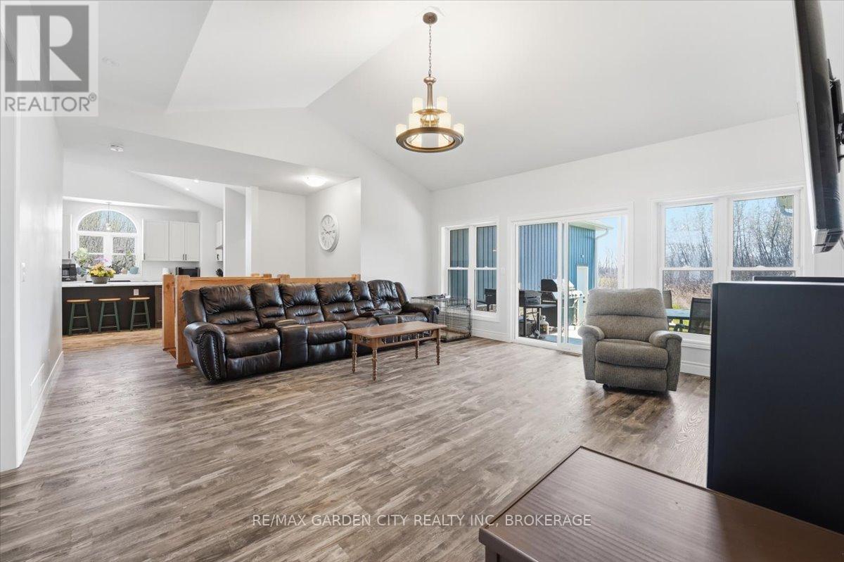 782 NORTH SHORE DRIVE - 10
