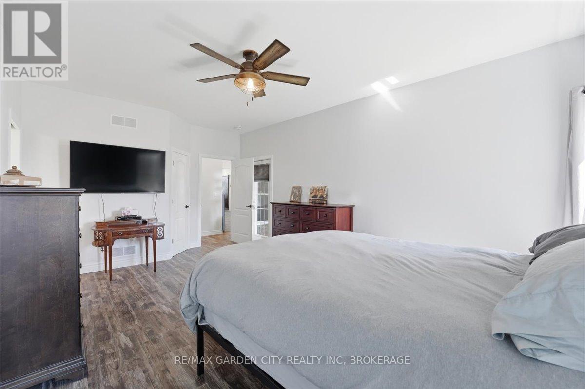 782 NORTH SHORE DRIVE - 20