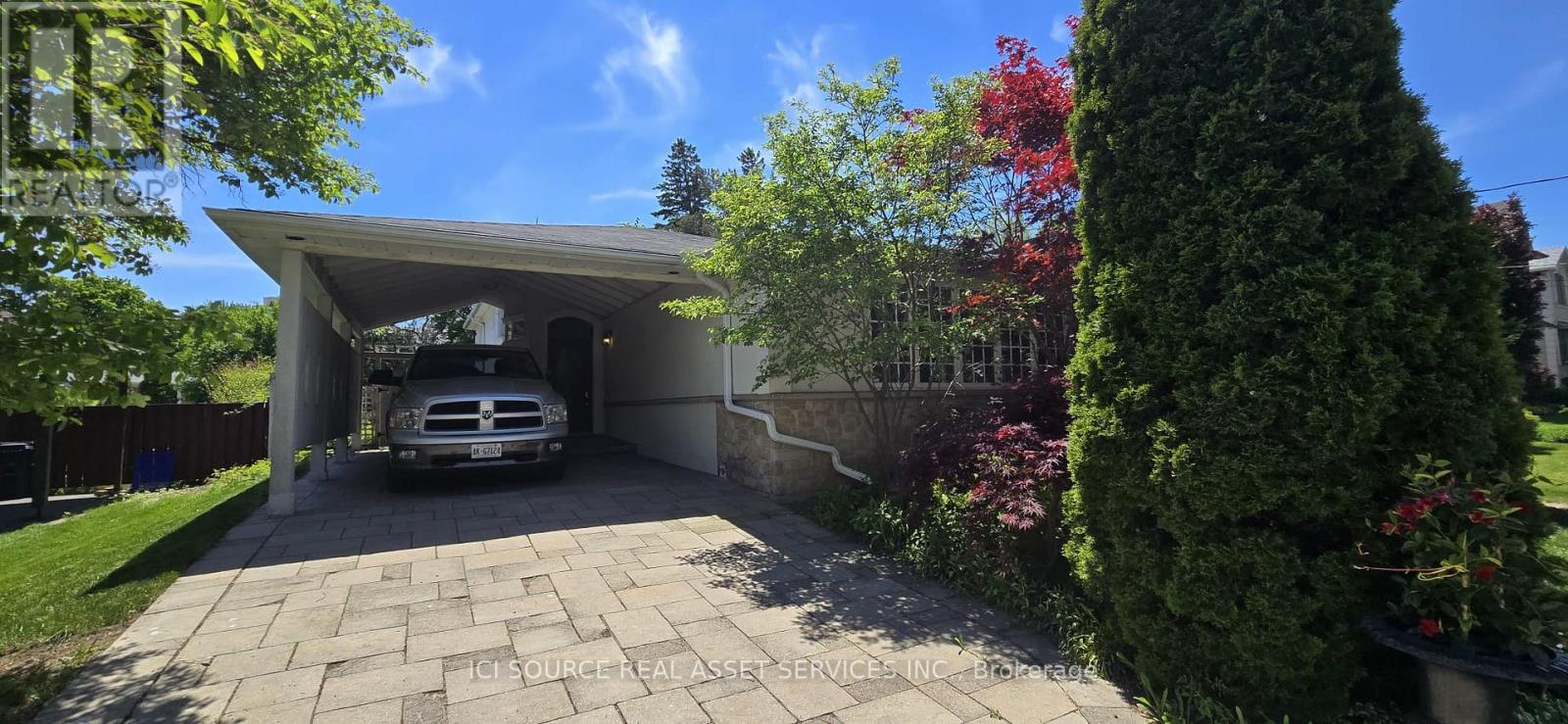 45 CLAREVILLE CRESCENT - Image 3