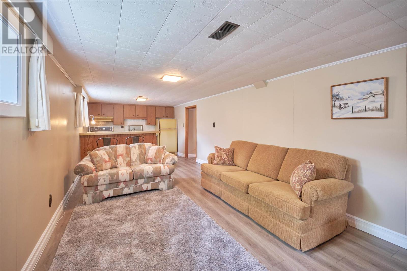 552 Sherbourne ST - 39