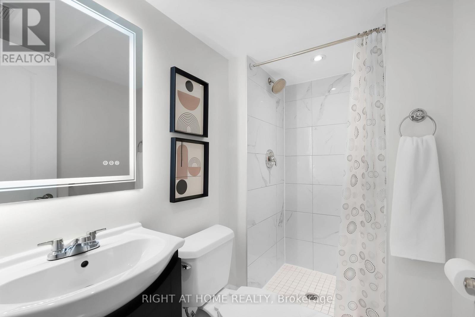 229 BILLINGS CRESCENT - Image 38