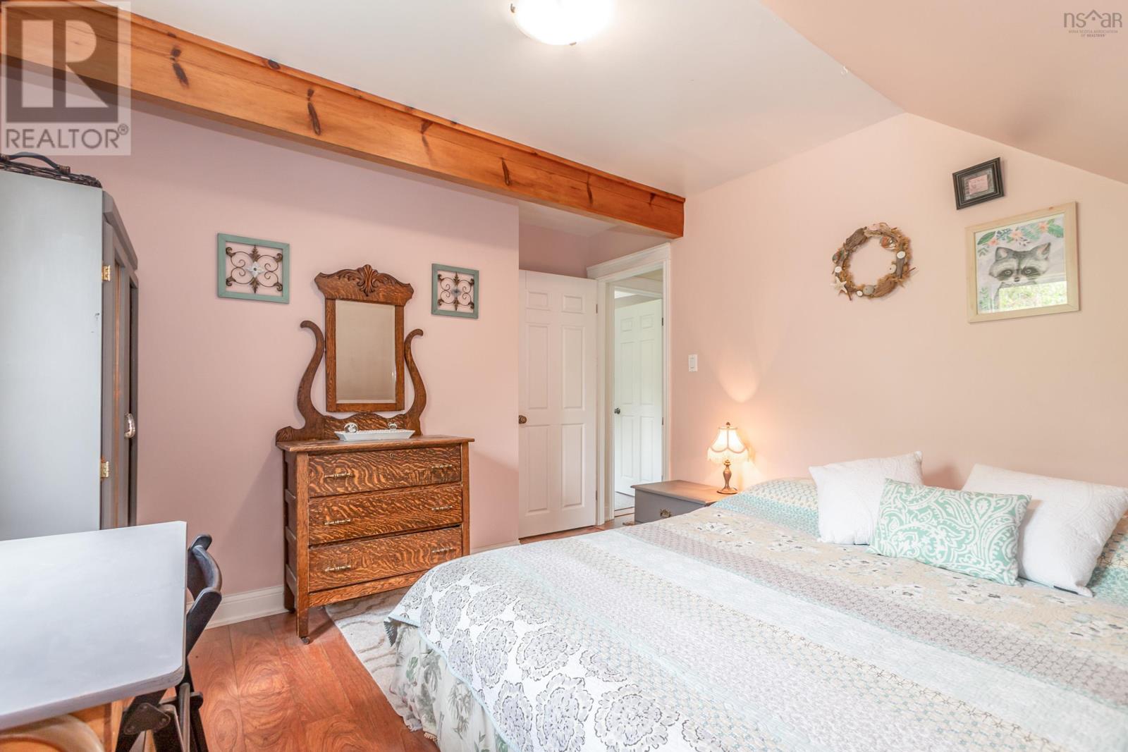 221 Naugler Road - 38