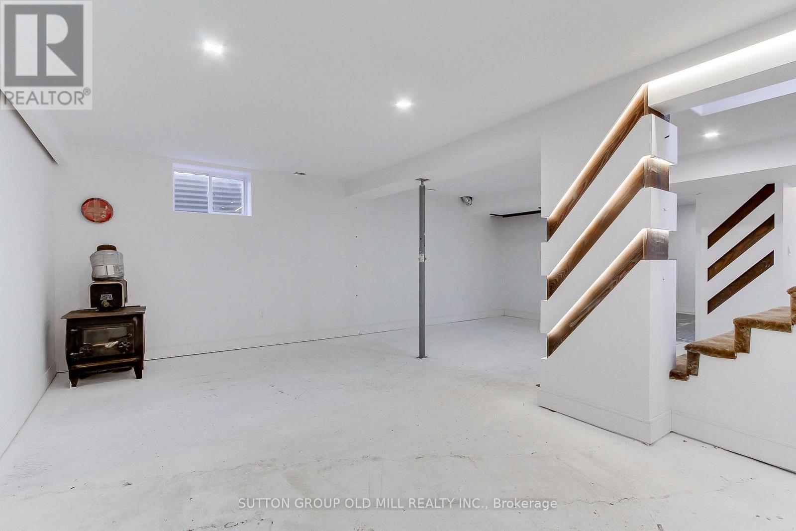 23 MOORE PARK CRESCENT - Image 31